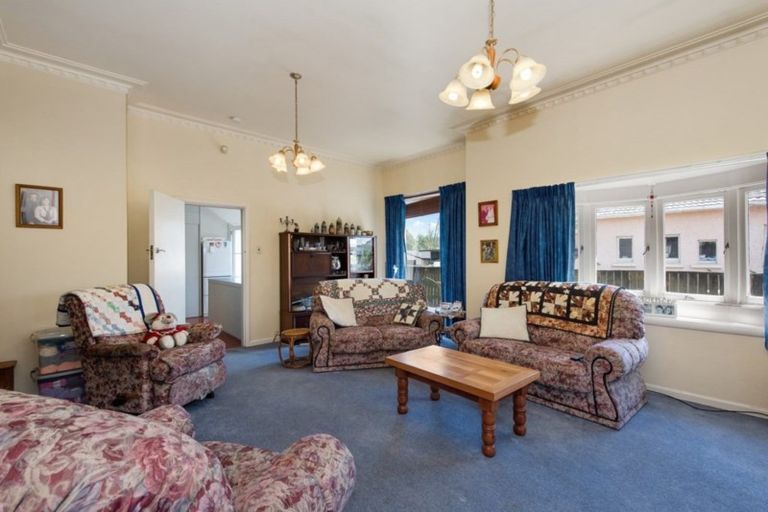 Photo of property in 38 Waikato Esplanade, Ngaruawahia, 3720