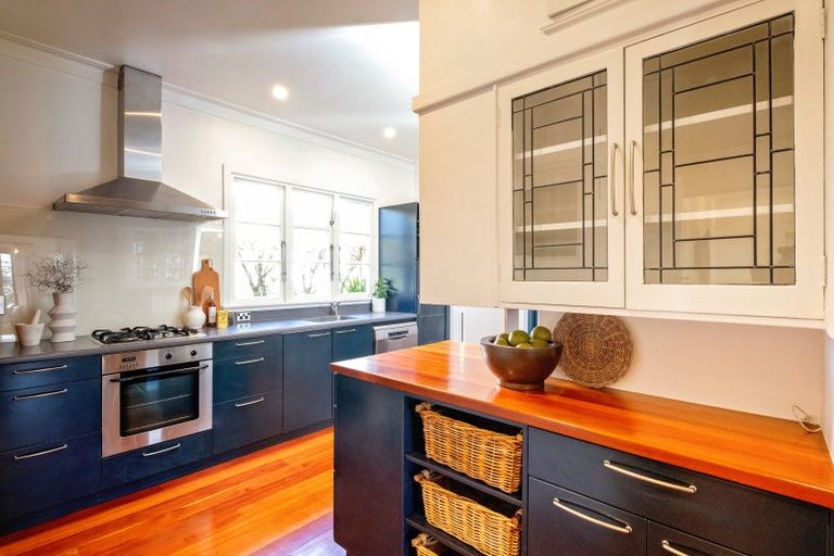 Photo of property in 22 Tainui Drive, Havelock North, 4130