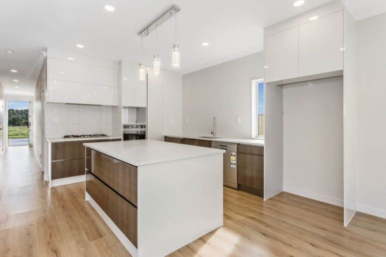 Photo of property in 54 Craigs Way, Hobsonville, Auckland, 0616