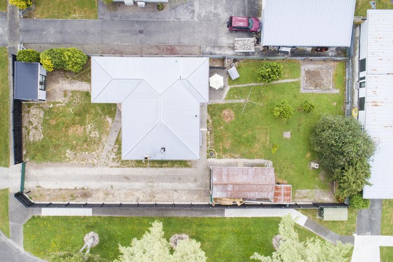 Photo of property in 17 Liverpool Street, Takaro, Palmerston North, 4412