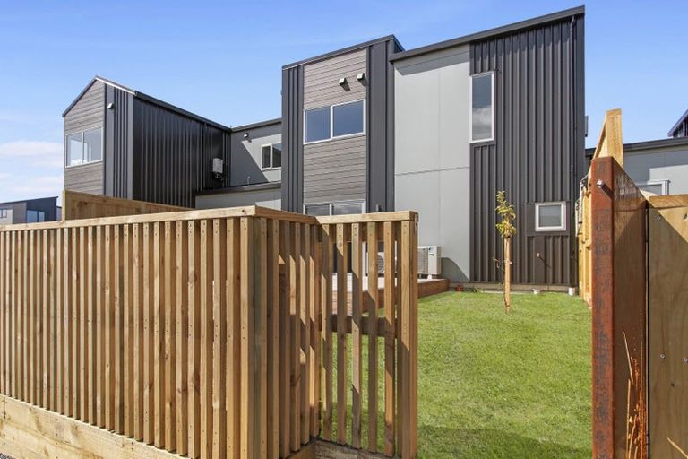 Photo of property in 4 Selkirk Lane, Hamilton Lake, Hamilton, 3204