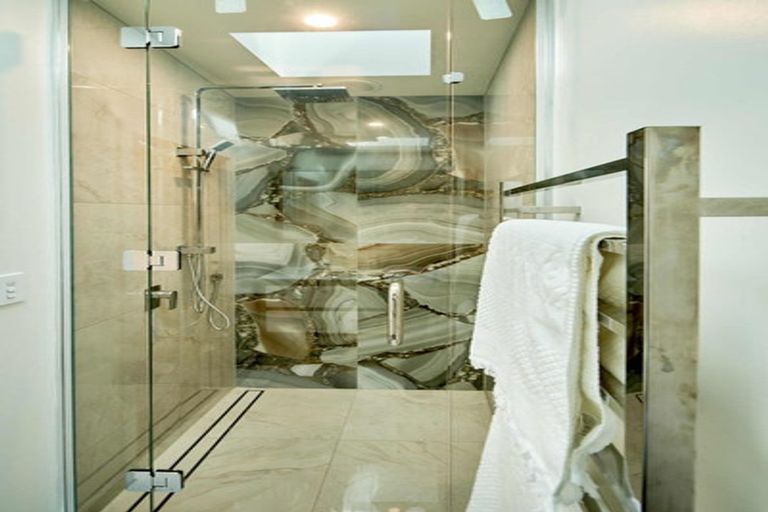 Photo of property in 11a Saint Ives Drive, Camborne, Porirua, 5026