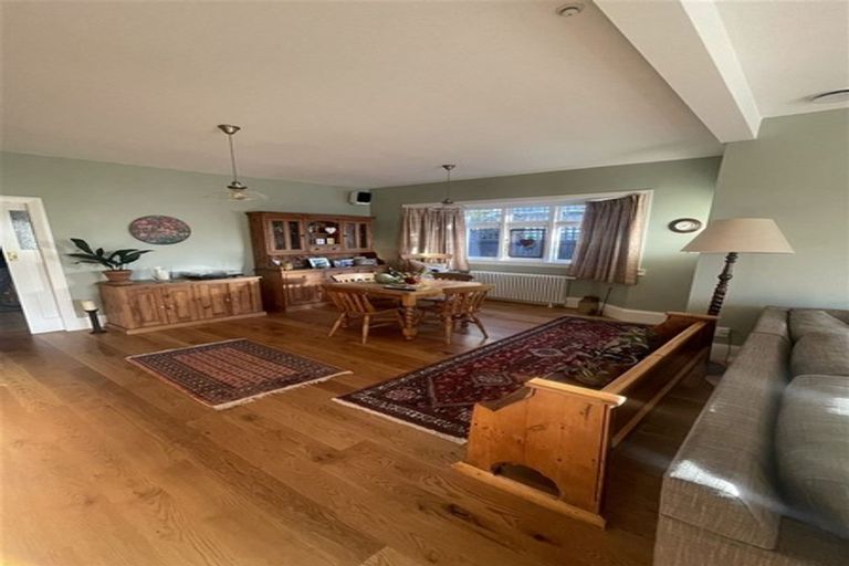 Photo of property in 108 Weston Road, St Albans, Christchurch, 8052