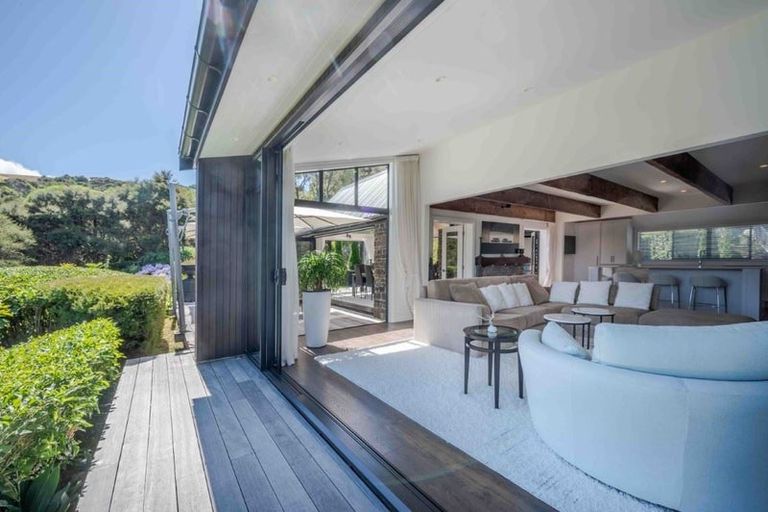 Photo of property in 6890 Christchurch Akaroa Road, Takamatua, 7581