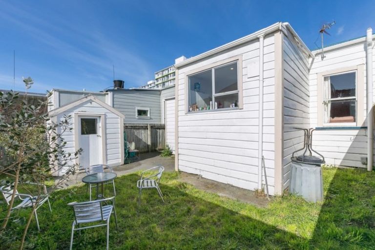 Photo of property in 293 Mansfield Street, Newtown, Wellington, 6021