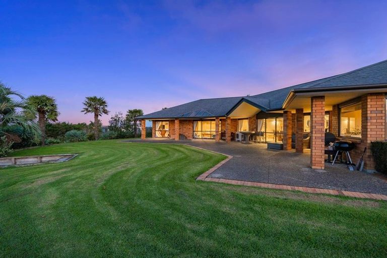 Photo of property in 65 Ashwood Avenue, Dairy Flat, Albany, 0792