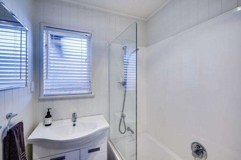 Photo of property in 8 Ngarimu Street, Havelock North, 4130