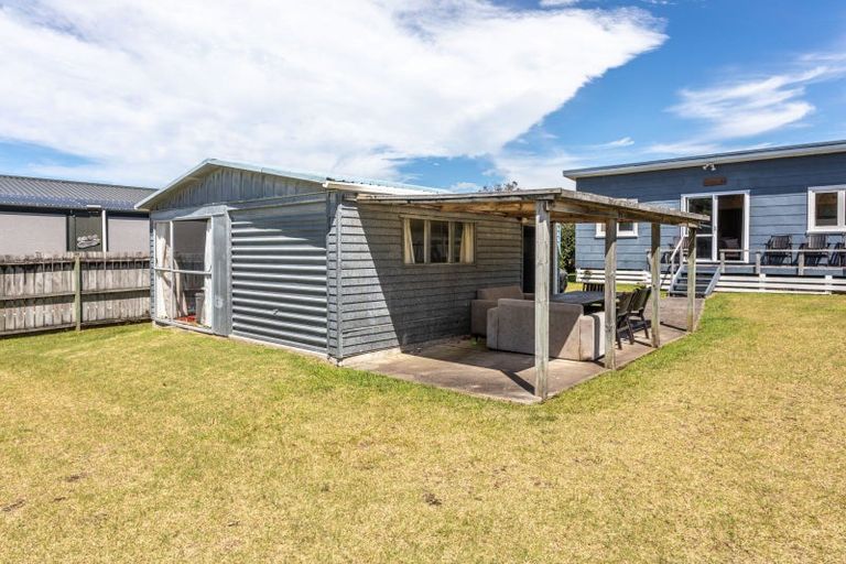 Photo of property in 124 Hampton Road, Whangamata, 3620