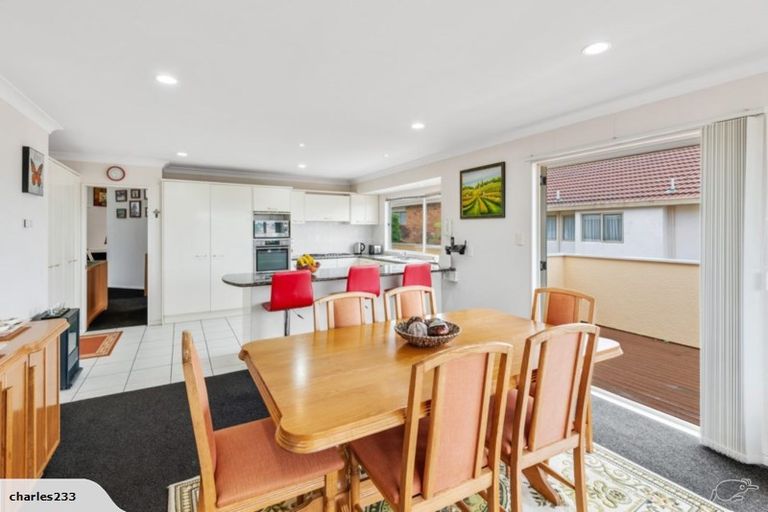 Photo of property in 61 Edendale Road, Somerville, Auckland, 2014