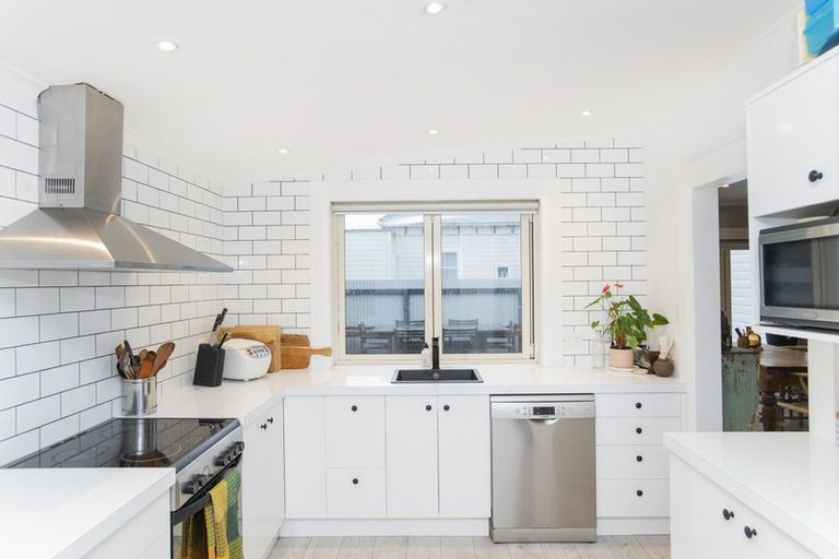 Photo of property in 6 Herbert Road, Te Hapara, Gisborne, 4010