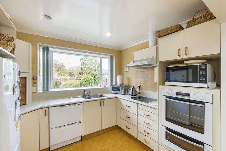 Photo of property in 402 Albert Street, Hokowhitu, Palmerston North, 4410