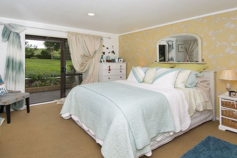 Photo of property in 10 Roger Guy Place, Welcome Bay, Tauranga, 3175