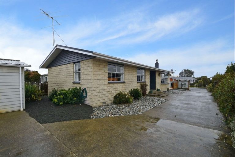 Photo of property in 3 Maltby Street, Waikiwi, Invercargill, 9810