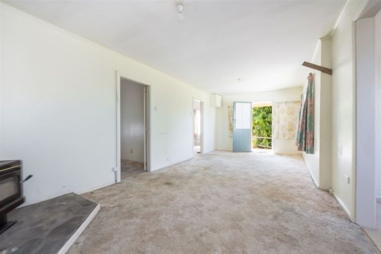 Photo of property in 46 Pekanga Road, Normandale, Lower Hutt, 5010
