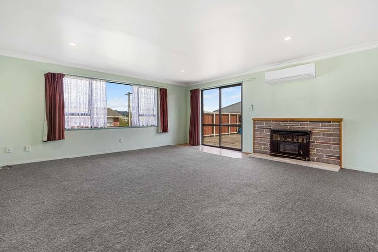 Photo of property in 32a Queen Street, Te Puke, 3119