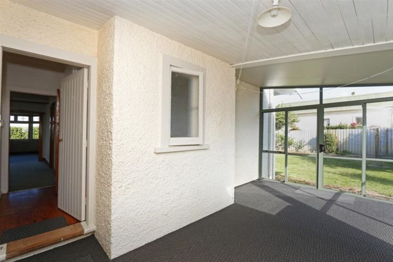 Photo of property in 28 Napier Street, Opunake, 4616