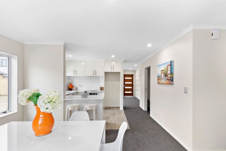 Photo of property in 116c Great South Road, Manurewa, Auckland, 2102