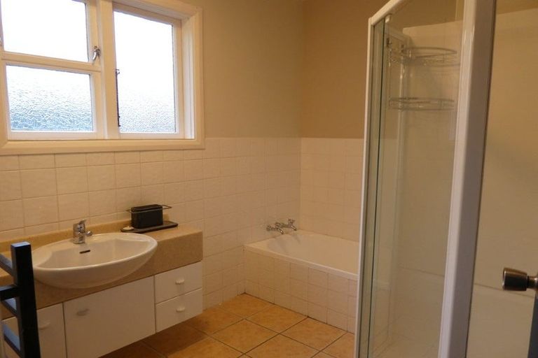 Photo of property in 14 Cheshire Street, Wilton, Wellington, 6012