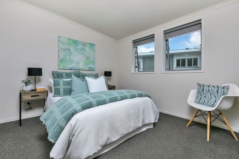 Photo of property in 16/13 Kaihu Street, Northcote, Auckland, 0627