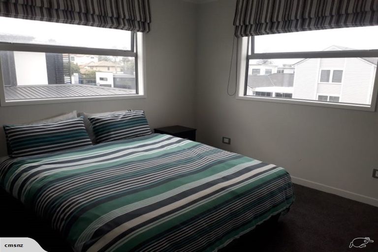 Photo of property in 7 Oceania Sands Way, Papamoa Beach, Papamoa, 3118