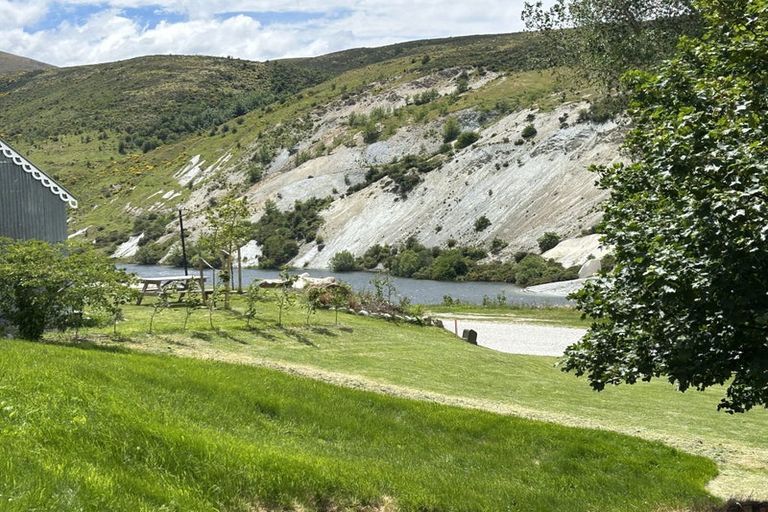 Photo of property in 1654 Saint Bathans Loop Road, Saint Bathans, 9386