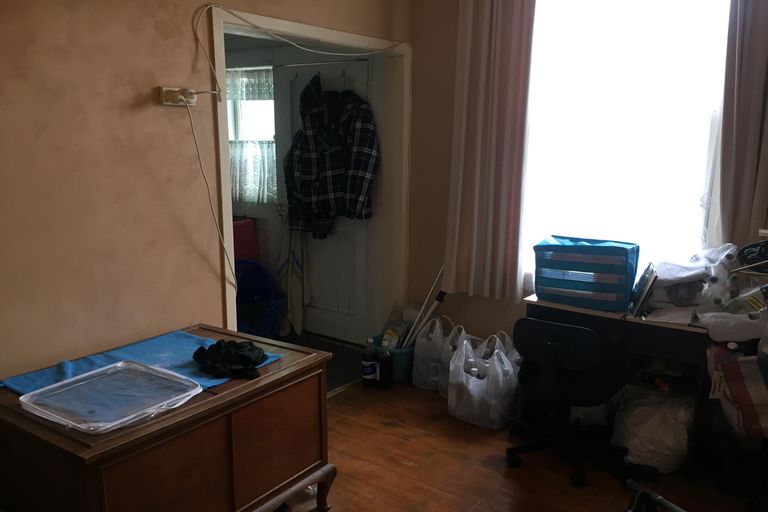 Photo of property in 9 Massey Street, Waimate, 7924