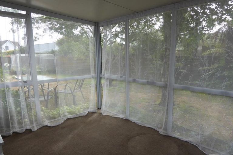 Photo of property in 142 Mazengarb Road, Paraparaumu, 5032