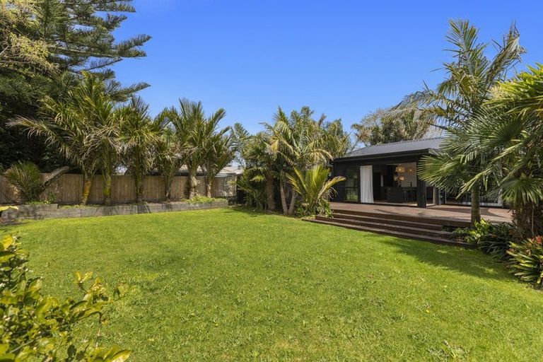 Photo of property in 145 Seaview Road, Westown, New Plymouth, 4310