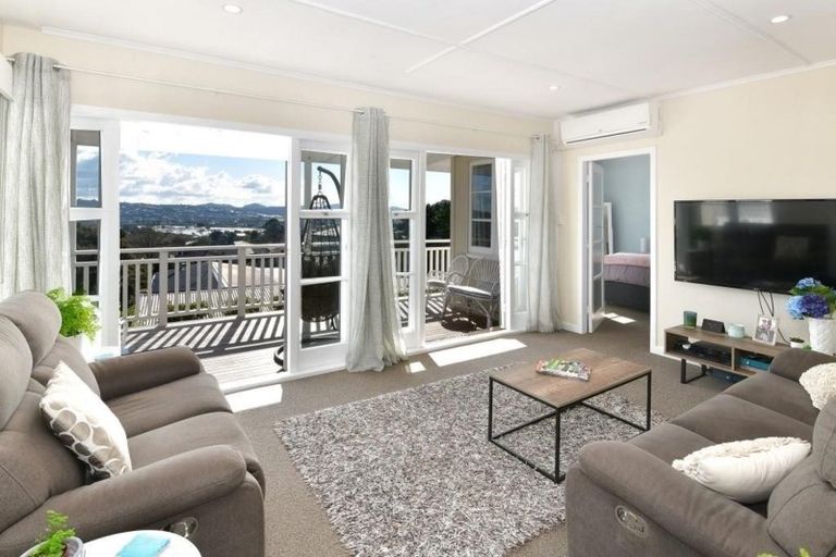 Photo of property in 112a Hibiscus Coast Highway, Red Beach, 0932