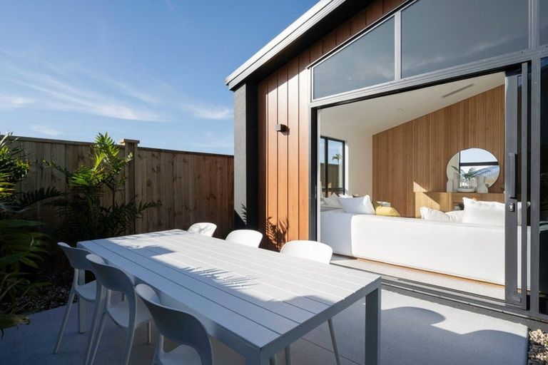 Photo of property in 6 Serrata Close, Papamoa Beach, Papamoa, 3118