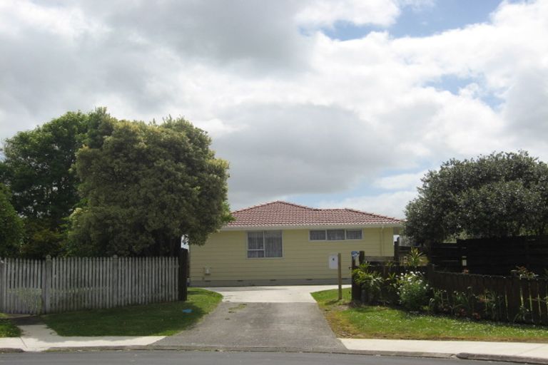 Photo of property in 9 Dorendia Place, Clendon Park, Auckland, 2103