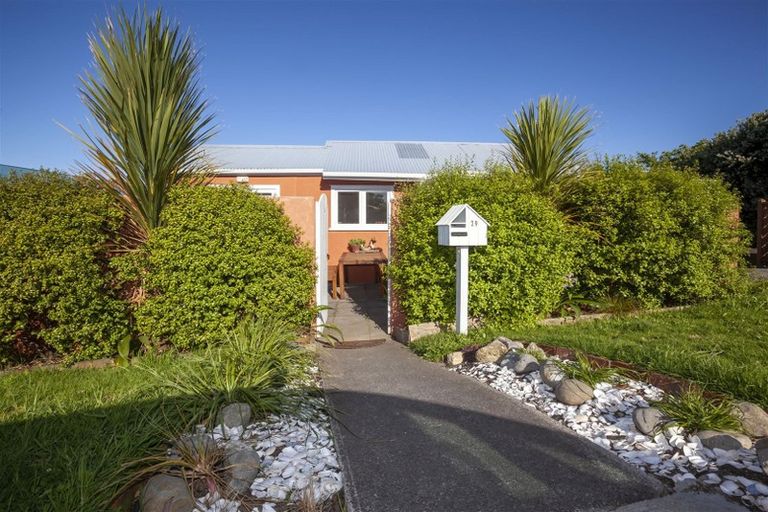 Photo of property in 29 Margaret Road, Raumati Beach, Paraparaumu, 5032