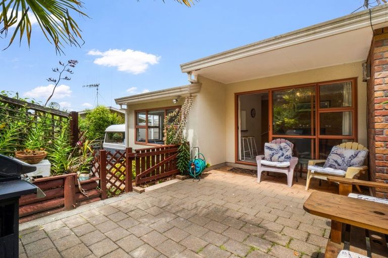 Photo of property in 2a Saint Leonard Street, Saint Johns Hill, Whanganui, 4501