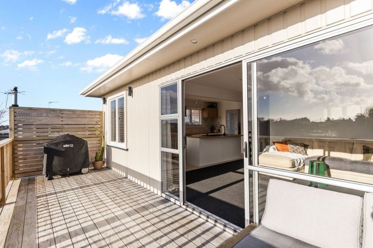 Photo of property in 22 Penrith Street, Westown, New Plymouth, 4310