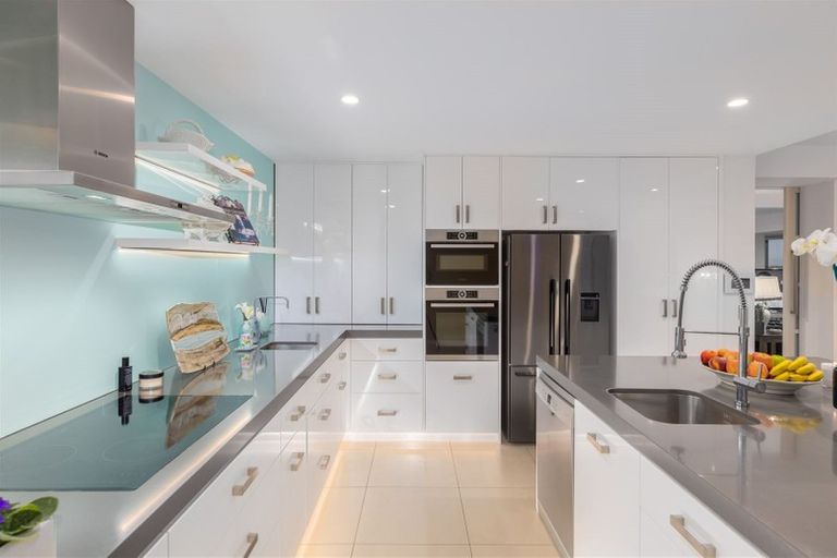 Photo of property in 26 Overdale Drive, Cashmere, Christchurch, 8022