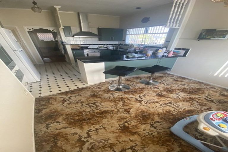 Photo of property in 104 Kenderdine Road, Papatoetoe, Auckland, 2025