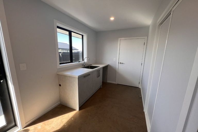 Photo of property in 9 Johnson Avenue, Amberley, 7410