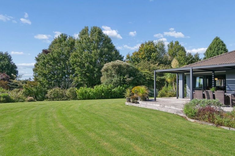 Photo of property in 154 Ohinepanea Road, Pukehina, Te Puke, 3186