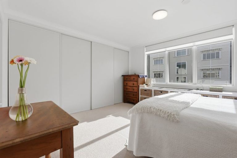 Photo of property in 73 Parkside Drive, Orewa, 0931