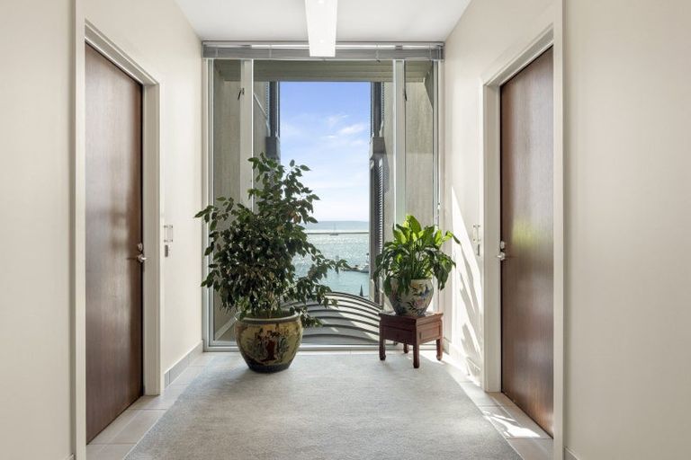 Photo of property in Quay Apartments, 103/283 Wakefield Quay, Stepneyville, Nelson, 7010