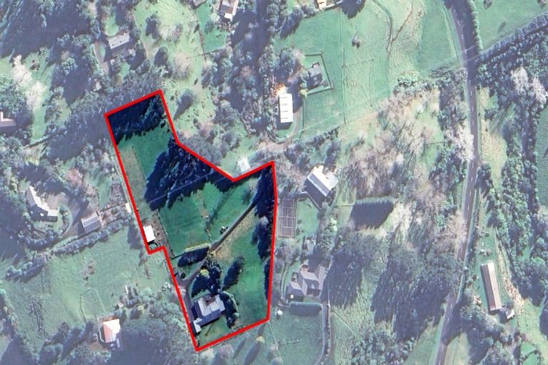 Photo of property in 42 Ridgewood Drive, Ridgewood, New Plymouth, 4371