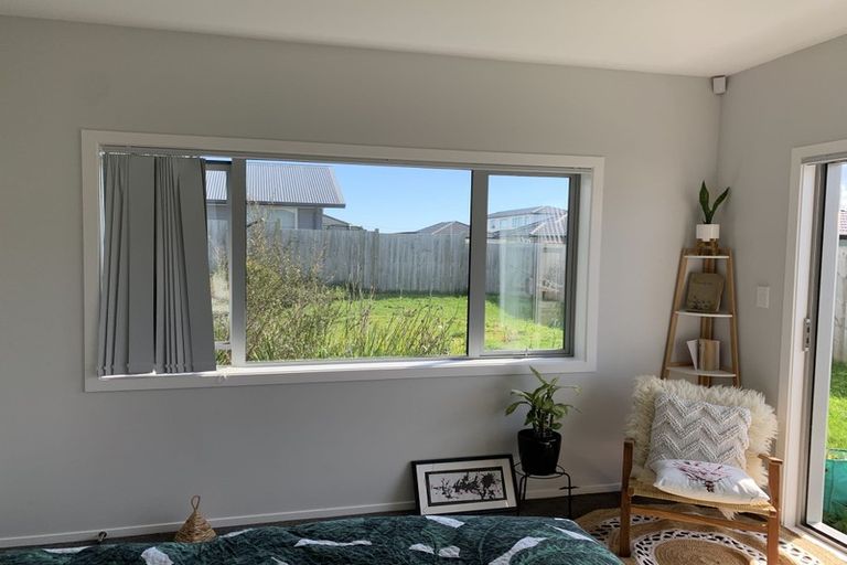 Photo of property in 10 Tilly Lane, Huapai, Kumeu, 0810