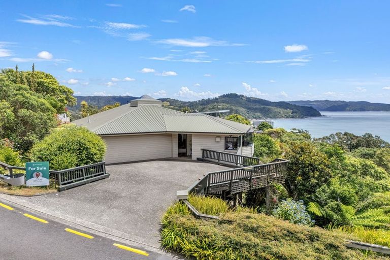 Photo of property in 52 Motuhoa Road, Tairua, 3508