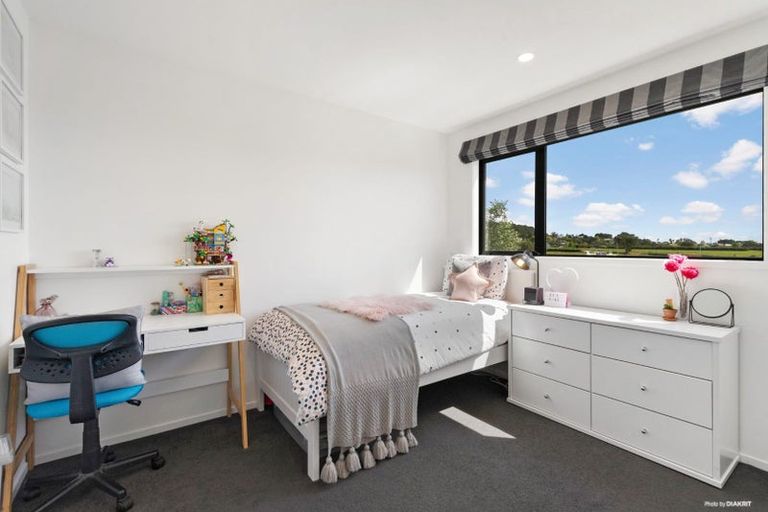 Photo of property in 23 Stockyard Crescent, Pukekohe, 2120