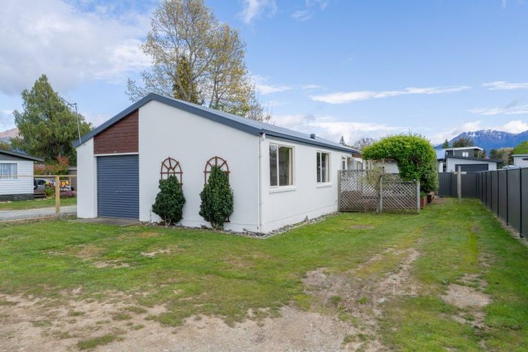 Photo of property in 27b Mckerrow Street, Te Anau, 9600