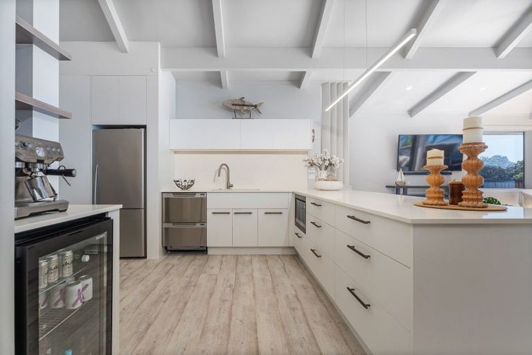 Photo of property in 115 Buffalo Beach Sh25 Road, Whitianga, 3510