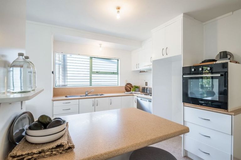 Photo of property in 3 Pounamu Avenue, Greenhithe, Auckland, 0632