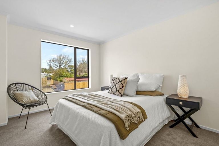 Photo of property in 15 Isabella Lane, Henderson, 0610