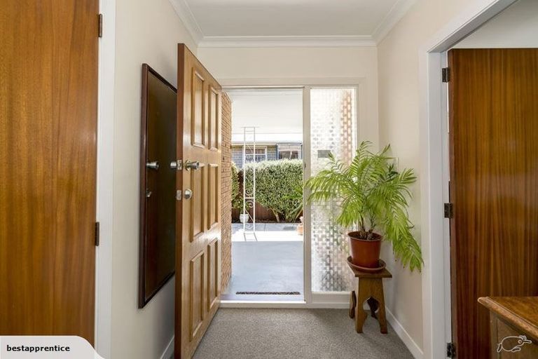 Photo of property in 14 Camelot Street, Ilam, Christchurch, 8041