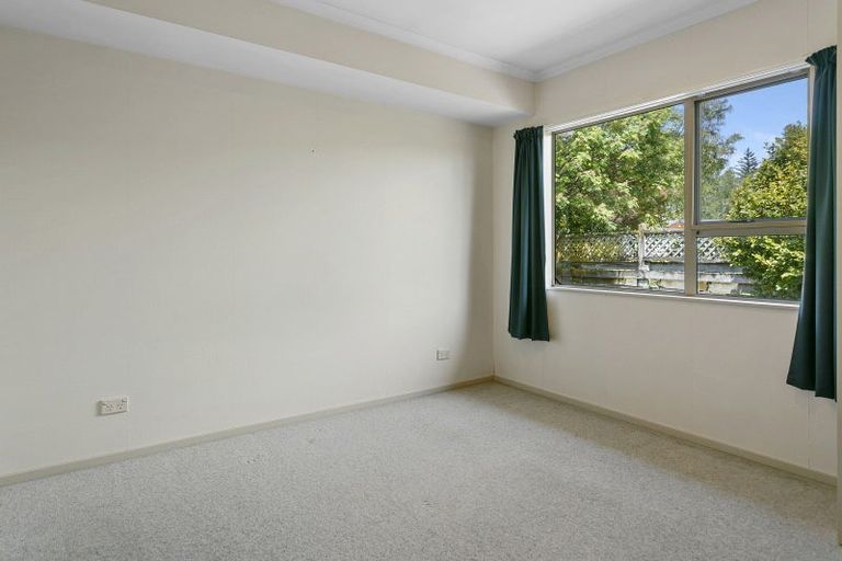 Photo of property in 61 Balmoral Drive, Hilltop, Taupo, 3330